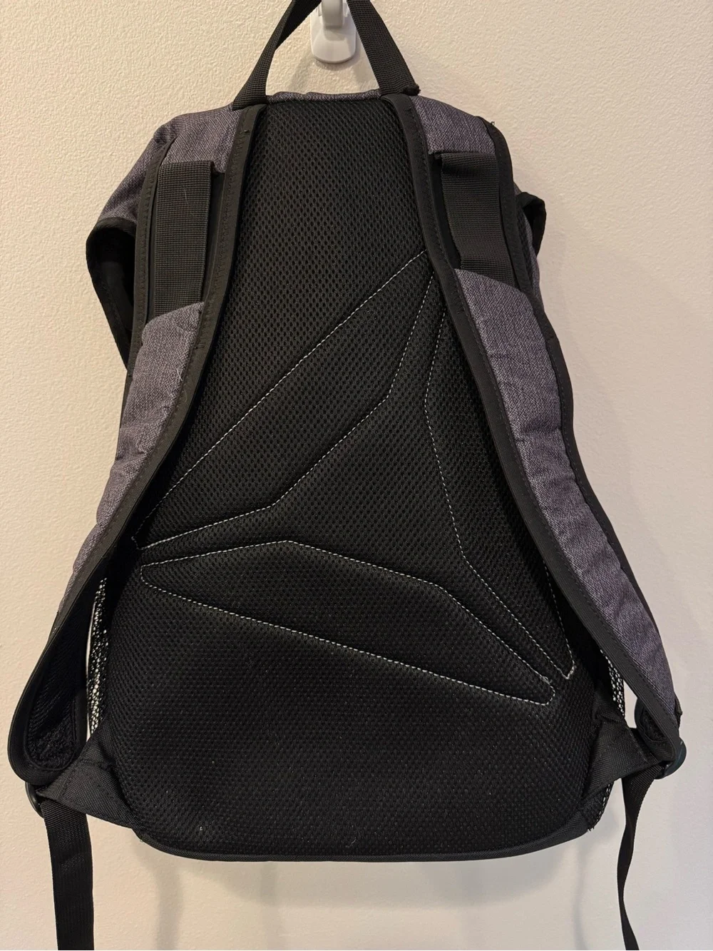Reebok Pull String Backpack N SZ With Laptop Pocket